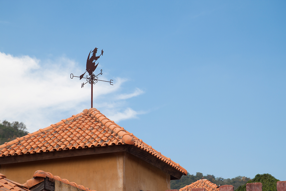 Best Roofing Materials for Hot Weather: What Works in California?